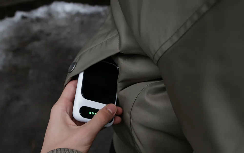 Extra   hand hiding ryoko in pocket